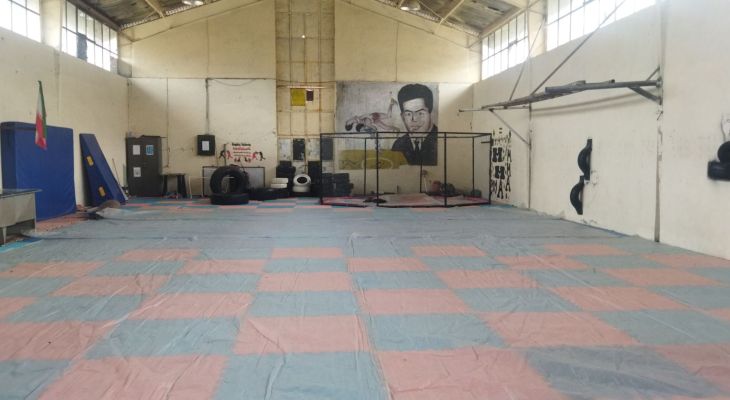 ۶ رشته‌ی ورزشی در یک سالن بدون تجهیزات