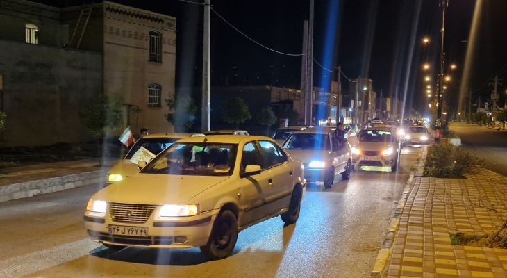 کاروان شادی خودرویی گل‌نرگس در باشت برگزار شد