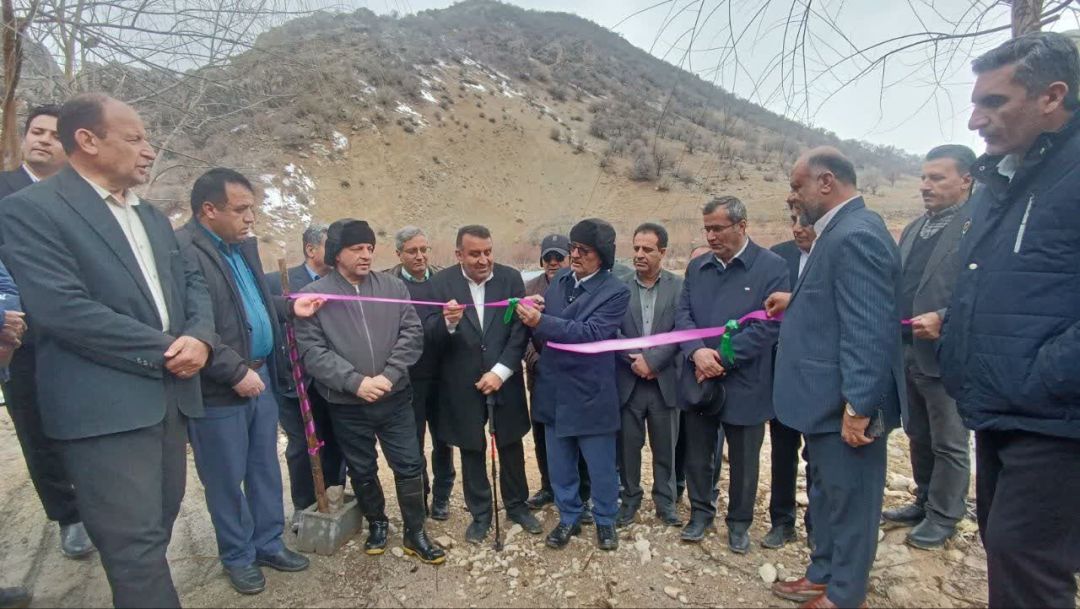 آغاز عملیات اجرایی راه ارتباطی روستای «دلیرچ» مارگون