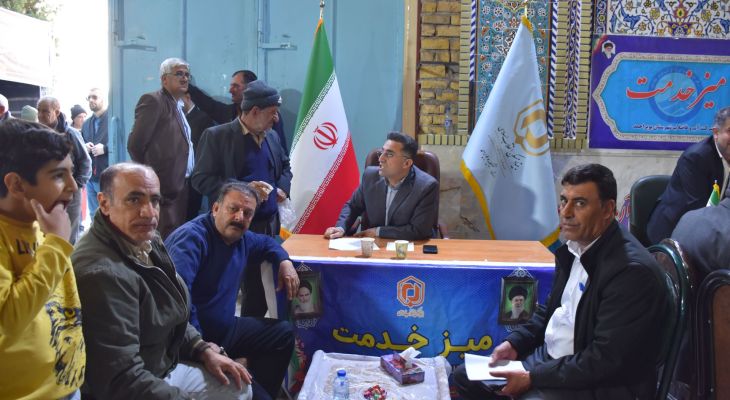 برپایی میز خدمت ادارات در مصلی یاسوج