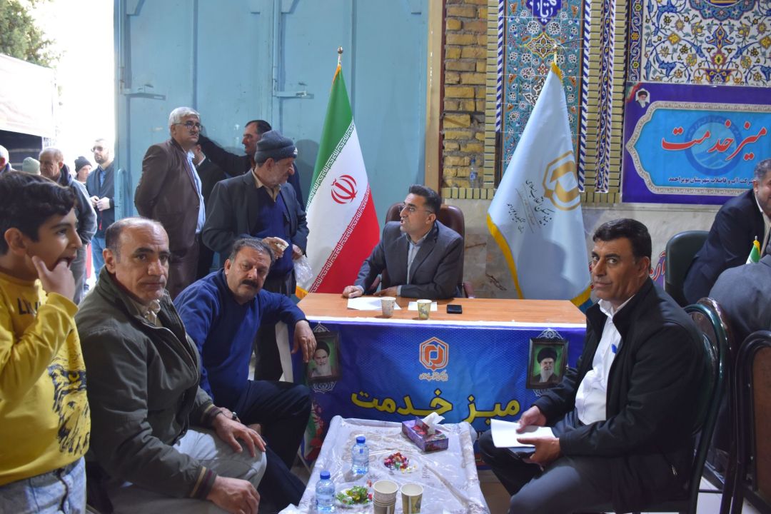 برپایی میز خدمت ادارات در مصلی یاسوج