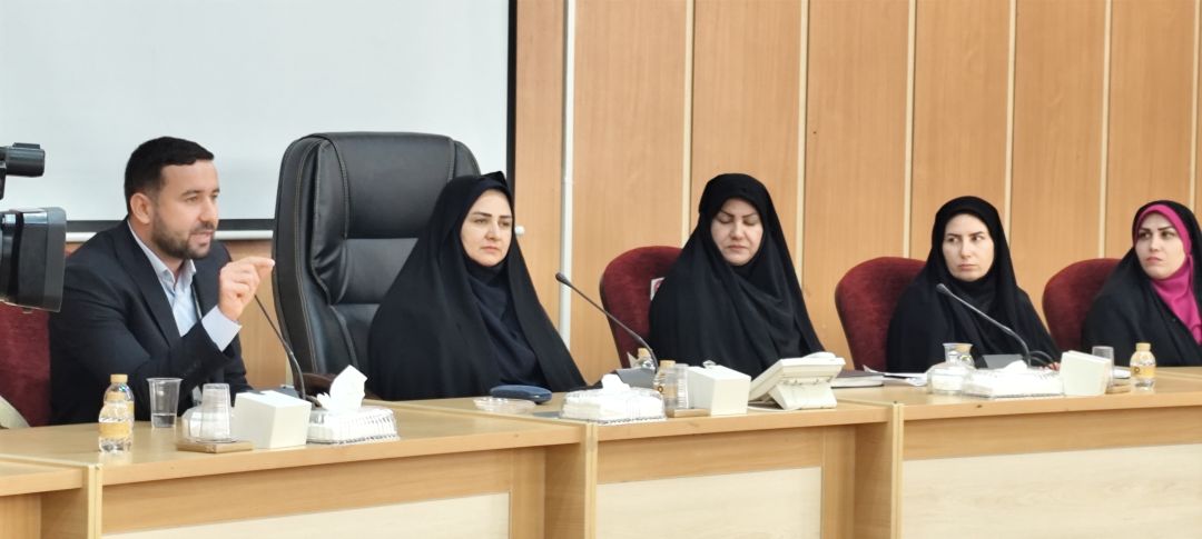 زنان، کلیدطلایی هدایت فرزندان و مهار آسیب‌های اجتماعی