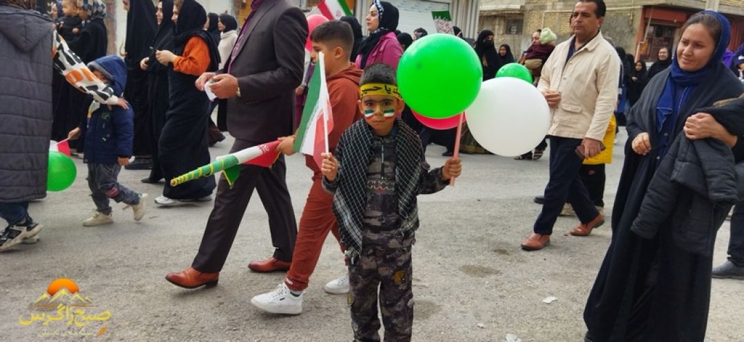 شکوهجمعیت در حماسه حضور چرام و سرفاریاب +تصاویر