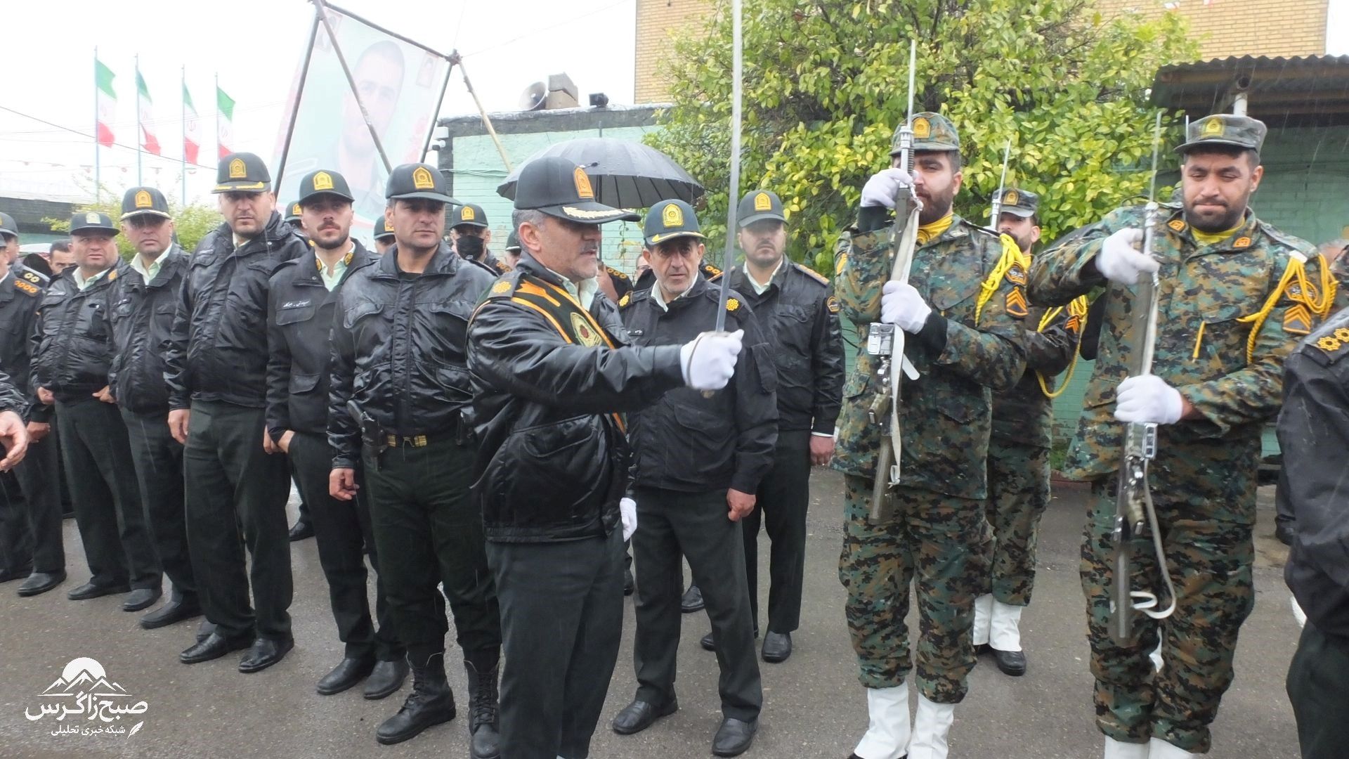 تشییع باشکوه شهید مدافع وطن صحنه‌ای ماندگار آفرید