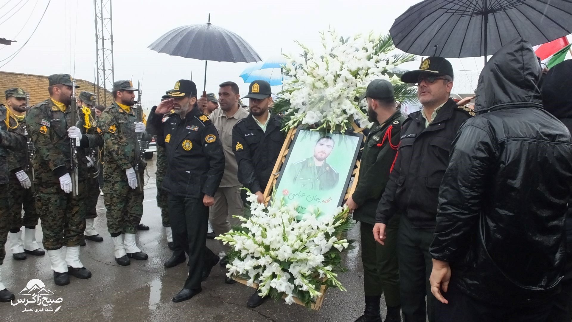 تشییع باشکوه شهید مدافع وطن صحنه‌ای ماندگار آفرید