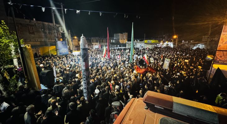 اجتماع ۵ هزار نفری چرامی‌ها در سوگ رهبر