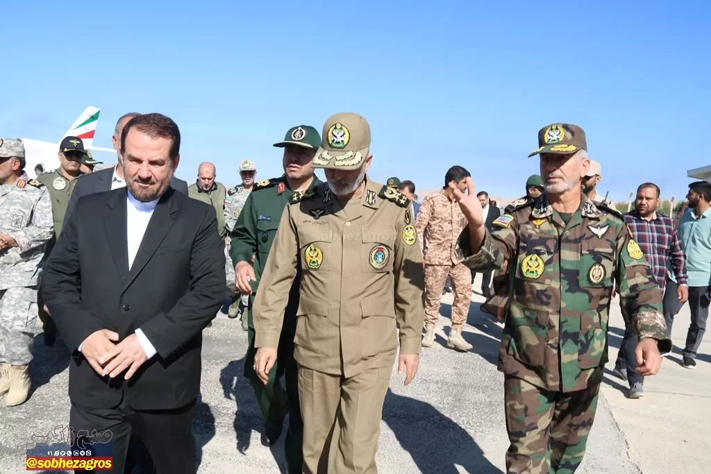 ورود فرمانده کل ارتش جمهوری اسلامی به گچساران