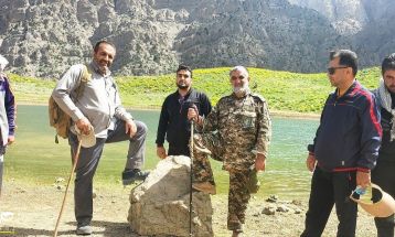 کوهپیمایی کارکنان سپاه در منطقه کوه‌گل