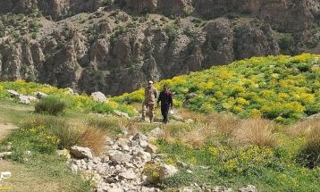 کوهپیمایی کارکنان سپاه در منطقه کوه‌گل