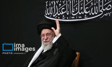 عزاداری شب عاشورای حسینی(ع) با حضور رهبر انقلاب