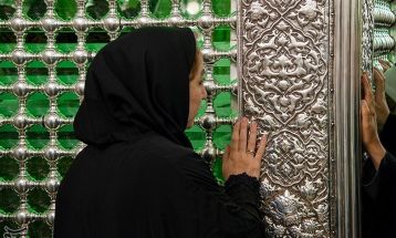 غبارروبی و زیارت مضجع شریف حضرت شاهچراغ(ع)