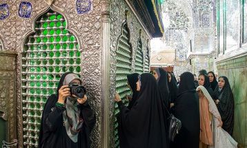 غبارروبی و زیارت مضجع شریف حضرت شاهچراغ(ع)