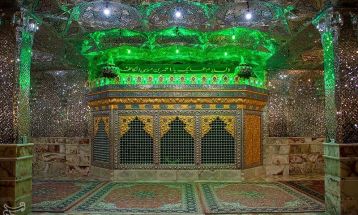 غبارروبی و زیارت مضجع شریف حضرت شاهچراغ(ع)